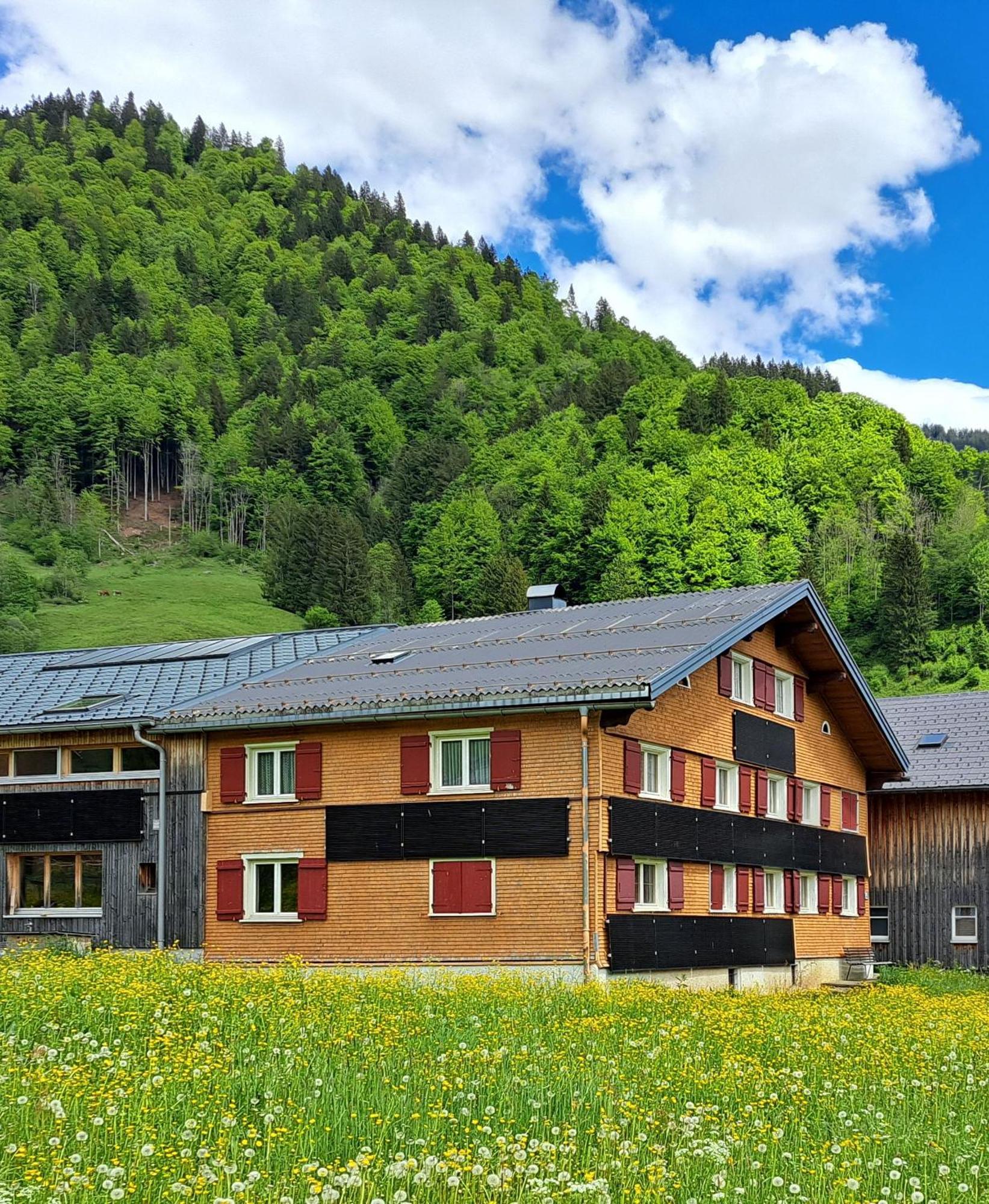 Familienfreundliches Bregenzerwaelderhaus Villa Au (Vorarlberg) Exterior photo